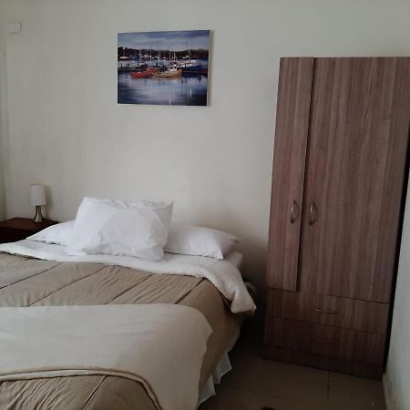Hostal Los Castanos Βίνα Ντελ Μαρ Εξωτερικό φωτογραφία