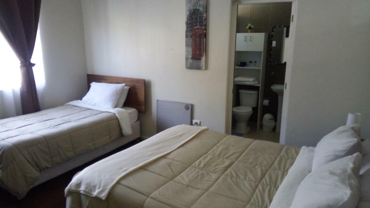 Hostal Los Castanos Βίνα Ντελ Μαρ Εξωτερικό φωτογραφία