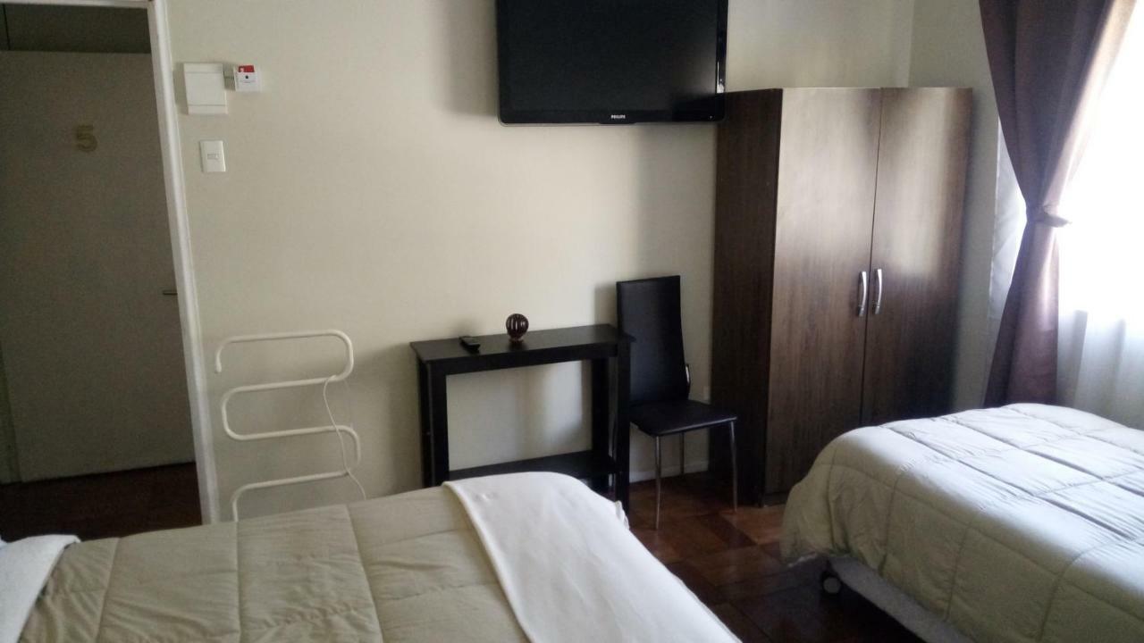 Hostal Los Castanos Βίνα Ντελ Μαρ Εξωτερικό φωτογραφία